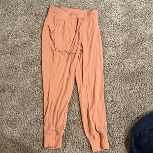 lululemon joggers
